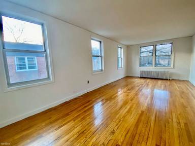 Main picture of Plum Tree apartments