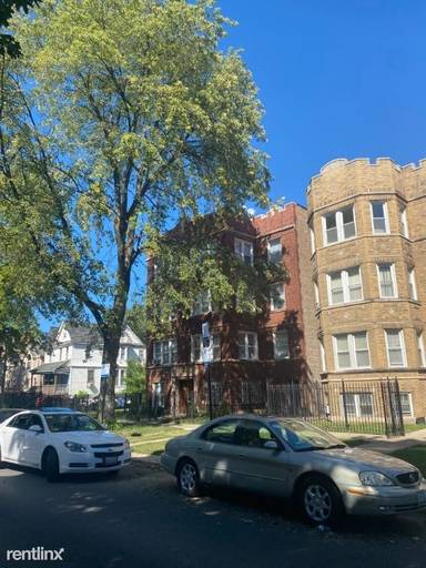 Main picture of 7029 S Indiana Ave