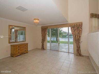 Main picture of 4973 SW 163rd Ave