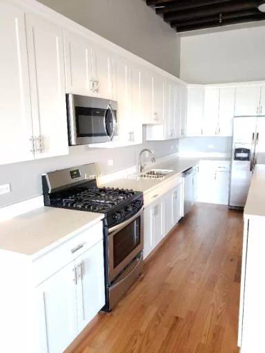 Main picture of 317 Howard St