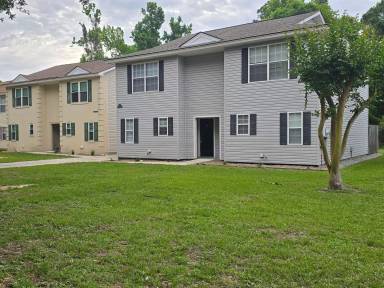 Main picture of 9814 Whitefield Ave