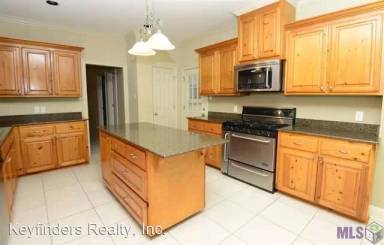Main picture of 10819 Hillrose Ave