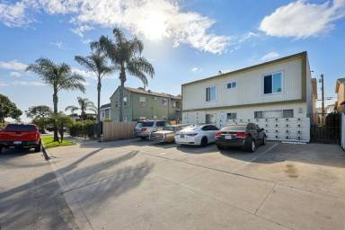 Main picture of 4050 38th St