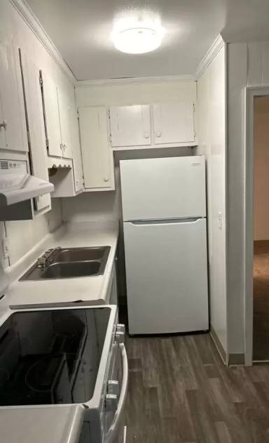 Main picture of 2584 Alcott Rd