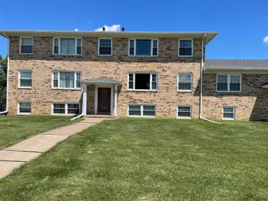 Main picture of 449 S 14th St