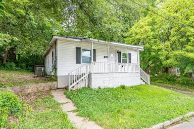Main picture of 323 Jones St
