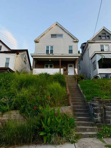 Main picture of 108 Linnview Ave