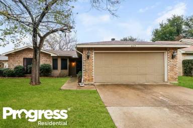 Main picture of 6615 Springfield Dr
