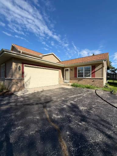 Main picture of 11450 W Edgerton Ave