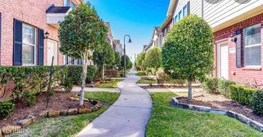 Main picture of 1807 Kemah Village Dr