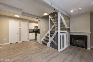 Main picture of 39-41 W 9th Ave