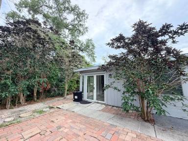 Main picture of 6901 Brentford Rd