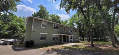 Main picture of 625 SW 11th Ln