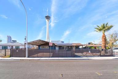 Main picture of 2104 Santa Rita Dr