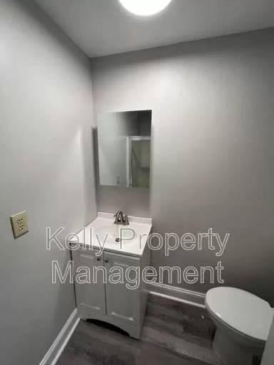 Main picture of 423 King St