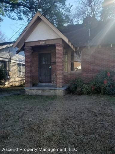 Main picture of 1416 W 11th St