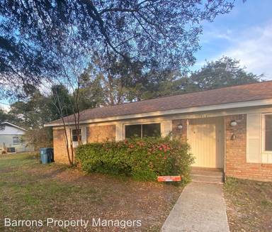 Main picture of 107 McClure Dr
