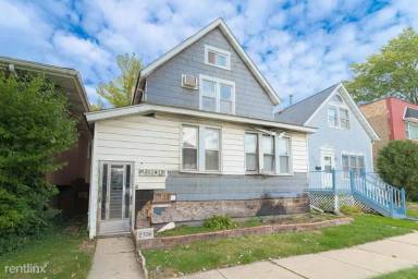 Main picture of 2306 Collins St
