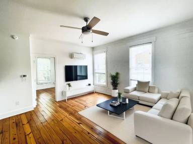 Main picture of 231 Hancock St