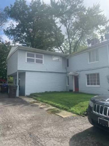 Main picture of 84 Forker Blvd