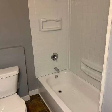 Main picture of 1010 40th Ave