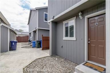 Main picture of 4015 S Puget Sound Ave