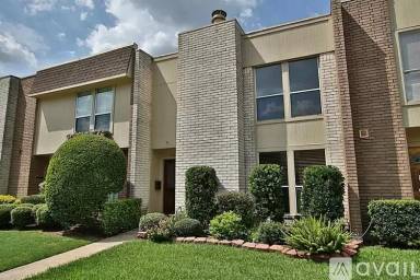 Main picture of 5228 Woodlawn Pl