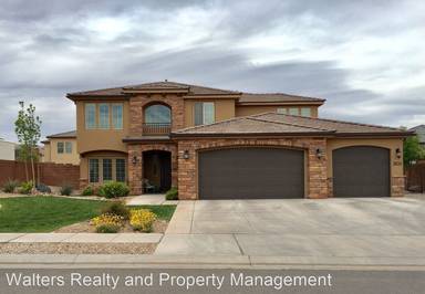 Main picture of 2830 E Carmine Dr