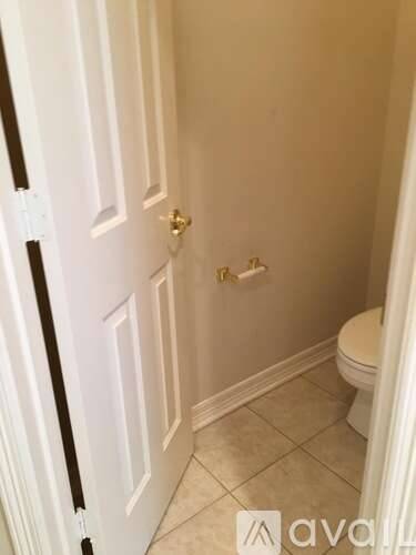 Main picture of 6714 Montclair Dr