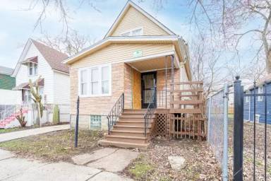 Main picture of 321 W 105th St
