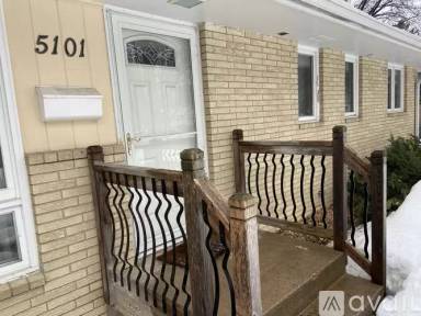 Main picture of 5101 Valley View Rd