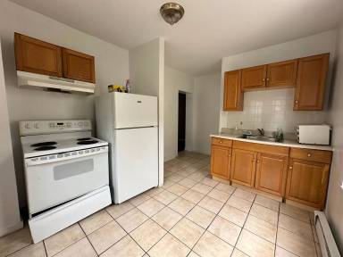 Main picture of 2923 Poplar St