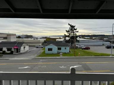 Main picture of 150 SE Barrington Dr