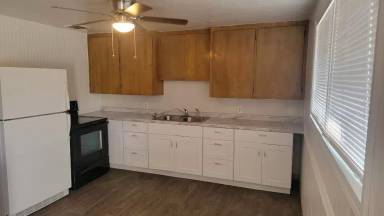 Main picture of 604 W Cherry Ln