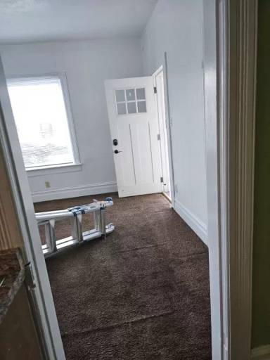 Main picture of 2942 Childs Ave