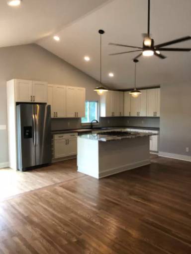 Main picture of 702 Tremont St