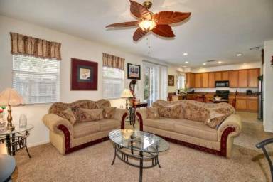 Main picture of 2931 Logansport Way