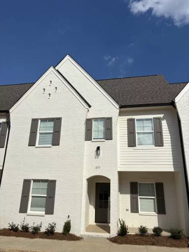 Main picture of 673 Cottage Grove Cir