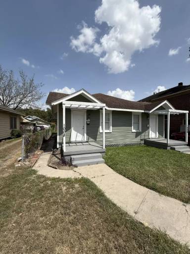 Main picture of 1006 Studewood St