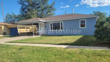 Main picture of 1012 E Brazos St