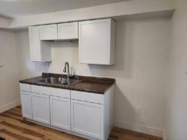 Main picture of 918 7th Ave