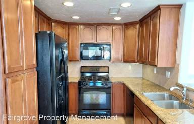 Main picture of 1558 Hornblend St