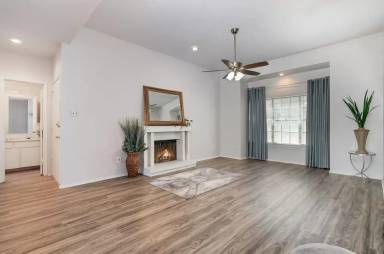Main picture of 10416 High Hollows Dr