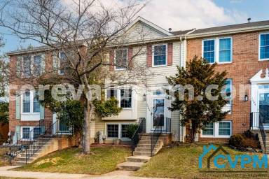 Main picture of 2402 Pineville Crest Ct