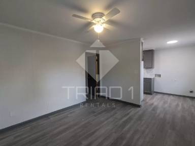 Main picture of 804 Meadow Ridge Ct