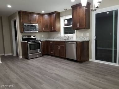 Main picture of 97 Elmwood Dr