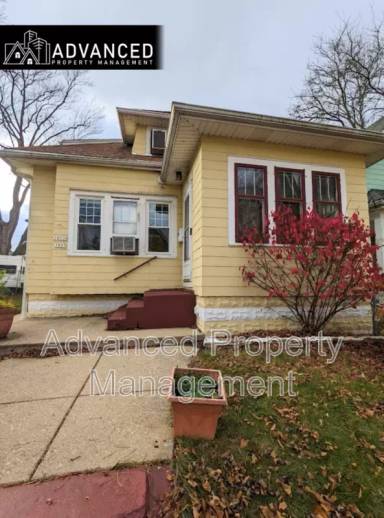 Main picture of 3893 N Dr William Finlayson St