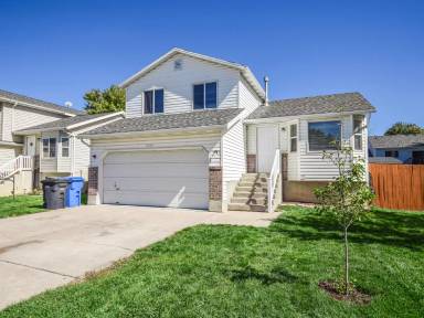 Main picture of 2680 N 270 E