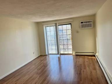 Main picture of 358 Broadway