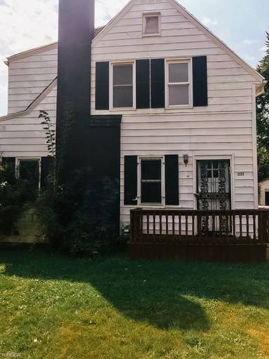 Main picture of 2223 Begole St